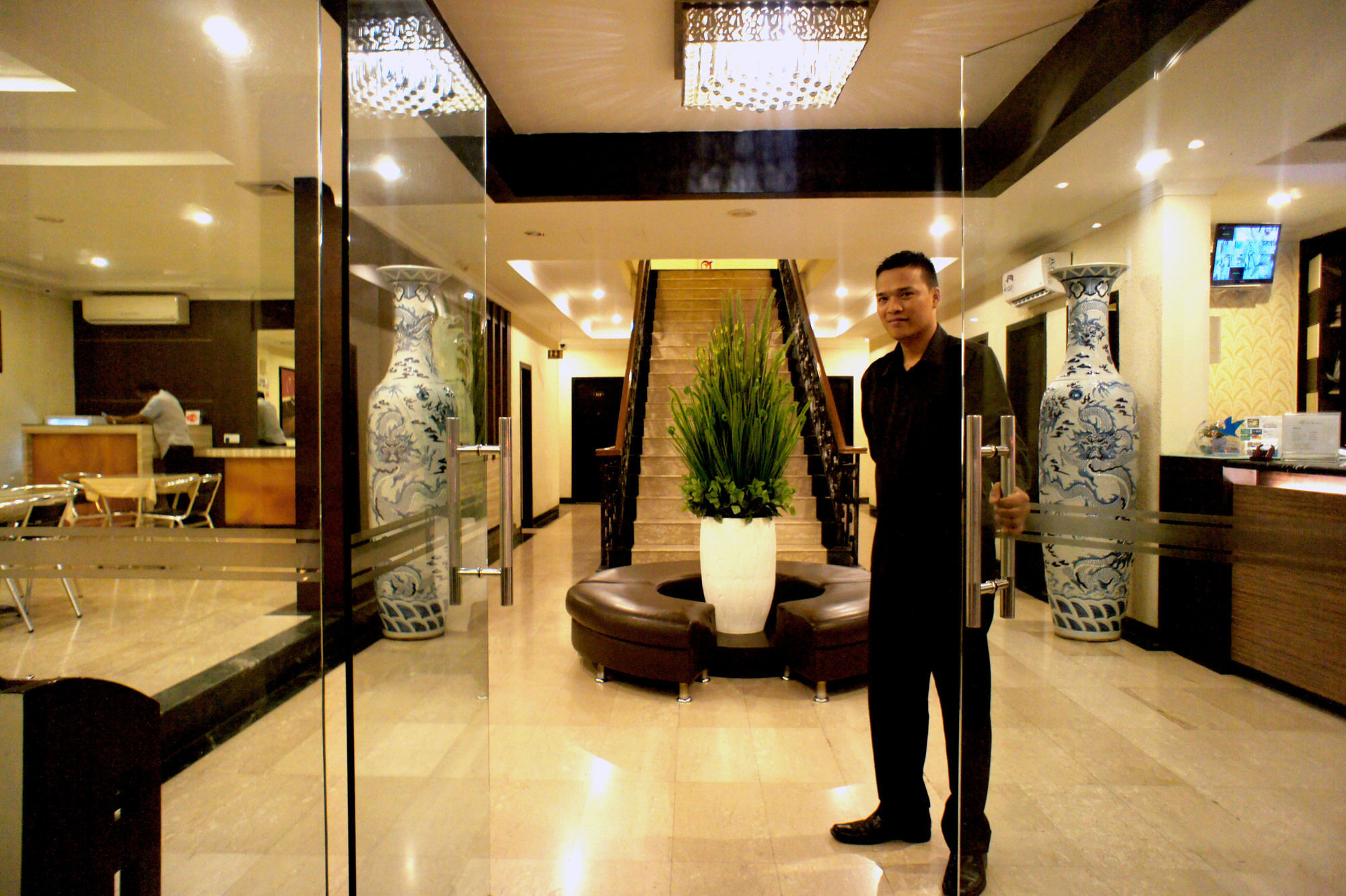 Sky View Hotel Managed By Os Batam Eksteriør bilde